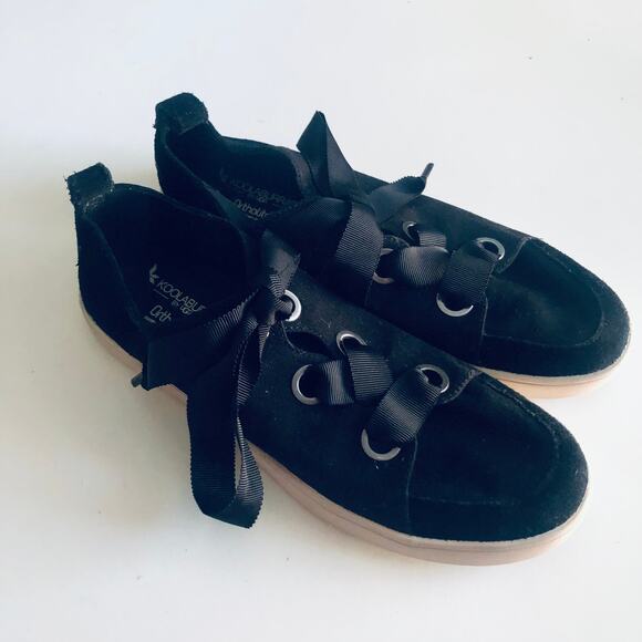 UGG Koolaburra 'Penley' Women's 7 Ortholite Sneaker Black Ribbon Lacing - Picture 8 of 10